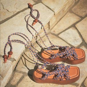THE ODELLS Braided Platform Sandals NWT in Size 38
